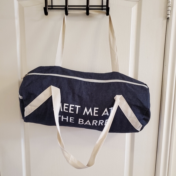 🎉3/$39 MEET ME AT THE BARRE Duffle Bag - Picture 3 of 10